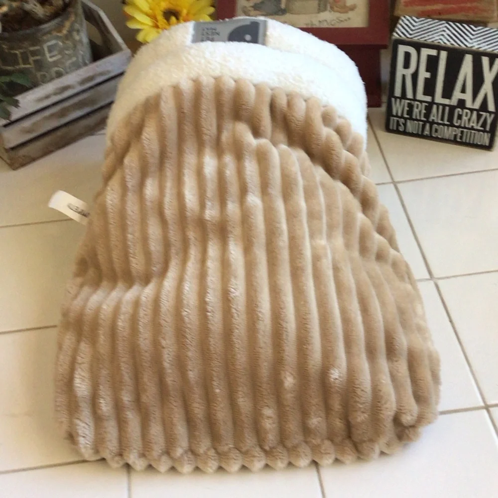 ‘Kimpets’ Small Pet Snuggle Sack/Mat